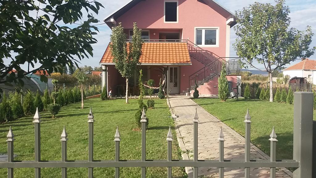 Apartments "Predah Kod Baraca" Nis Exterior photo