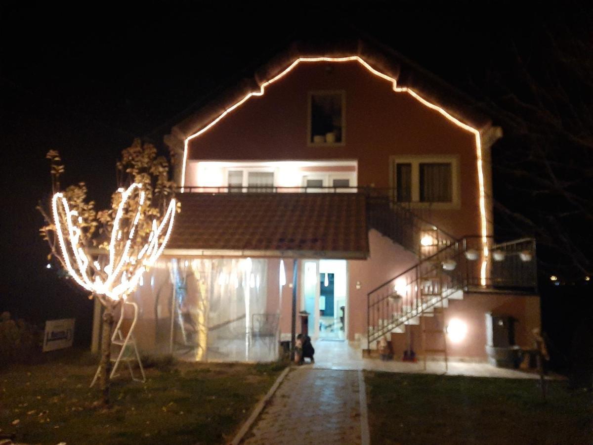 Apartments "Predah Kod Baraca" Nis Exterior photo